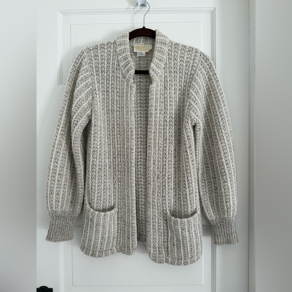 Vintage Cozy Gray Knit Wool Cardigan